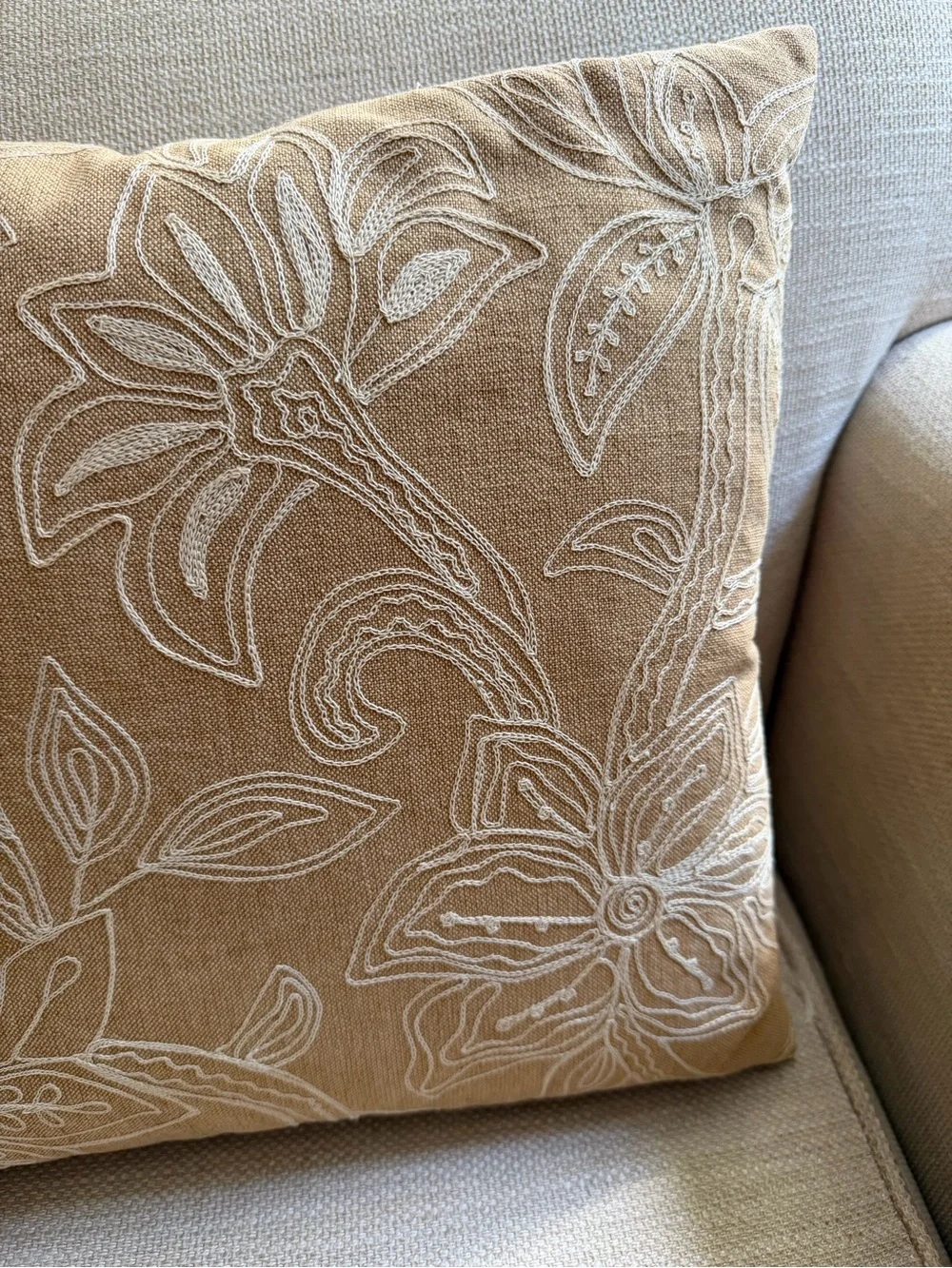 Pair Crate & Barrel Cotton Seychelles Throw Pillows Feather Insert